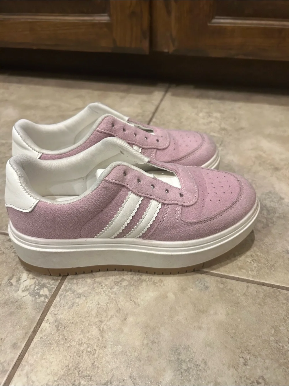 Steve Madden Kids Dusty Pink and White Sneakers